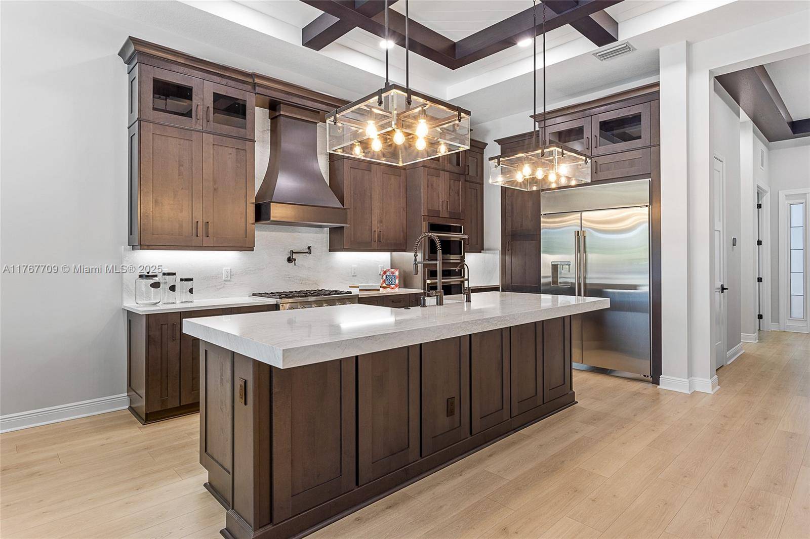 Palm Beach Gardens, FL 33418,13471 Artisan Cir