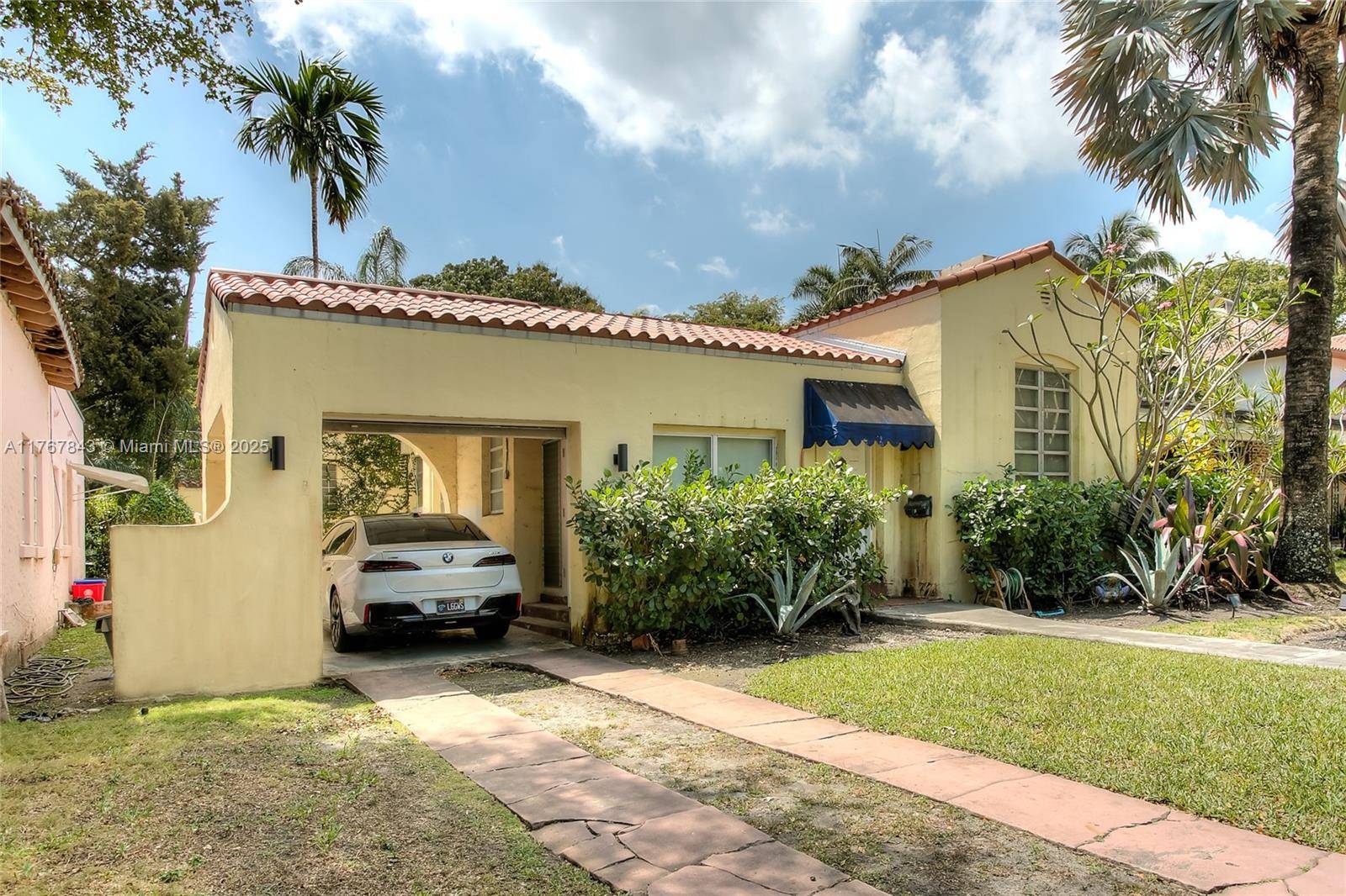 Coral Gables, FL 33146,536 Altara Ave #536
