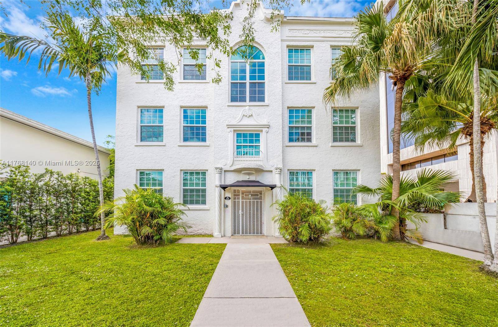 Coral Gables, FL 33134,130 Antiquera Ave