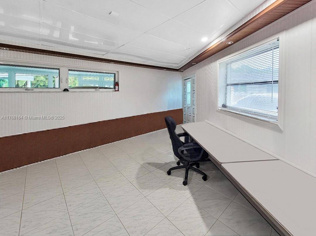 North Miami Beach, FL 33181,2455 NE 137th St