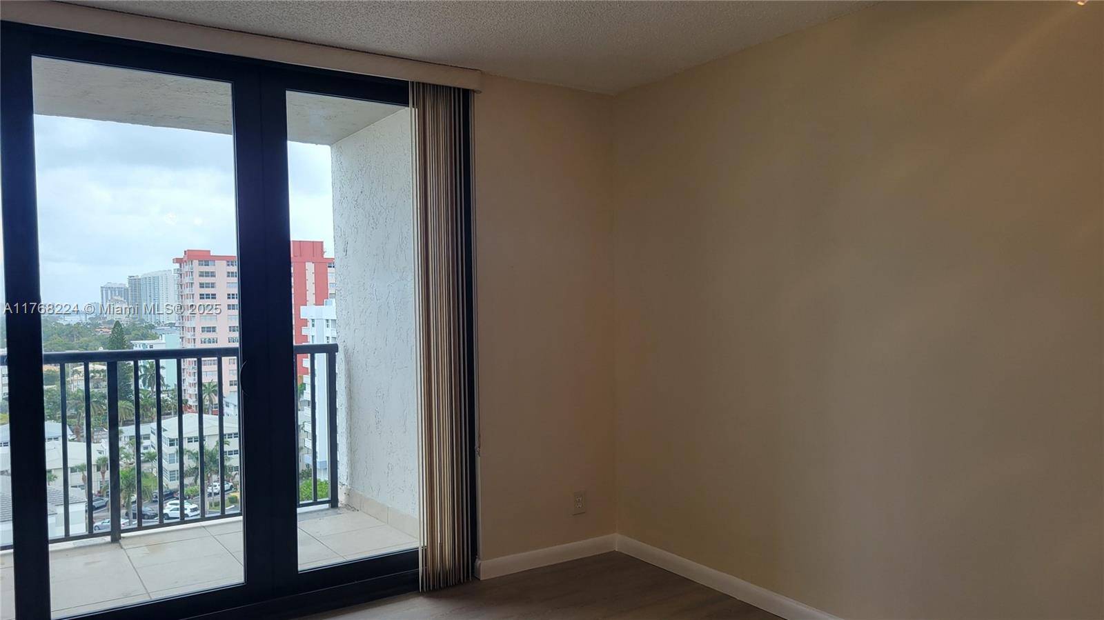 Hallandale Beach, FL 33009,2049 S Ocean Dr #1105