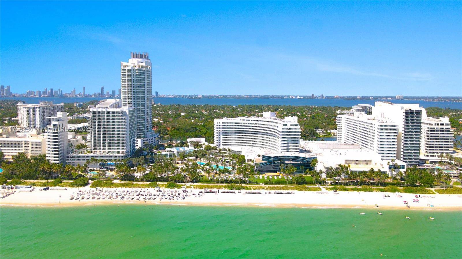 Miami Beach, FL 33140,4391 COLLINS AVE #620