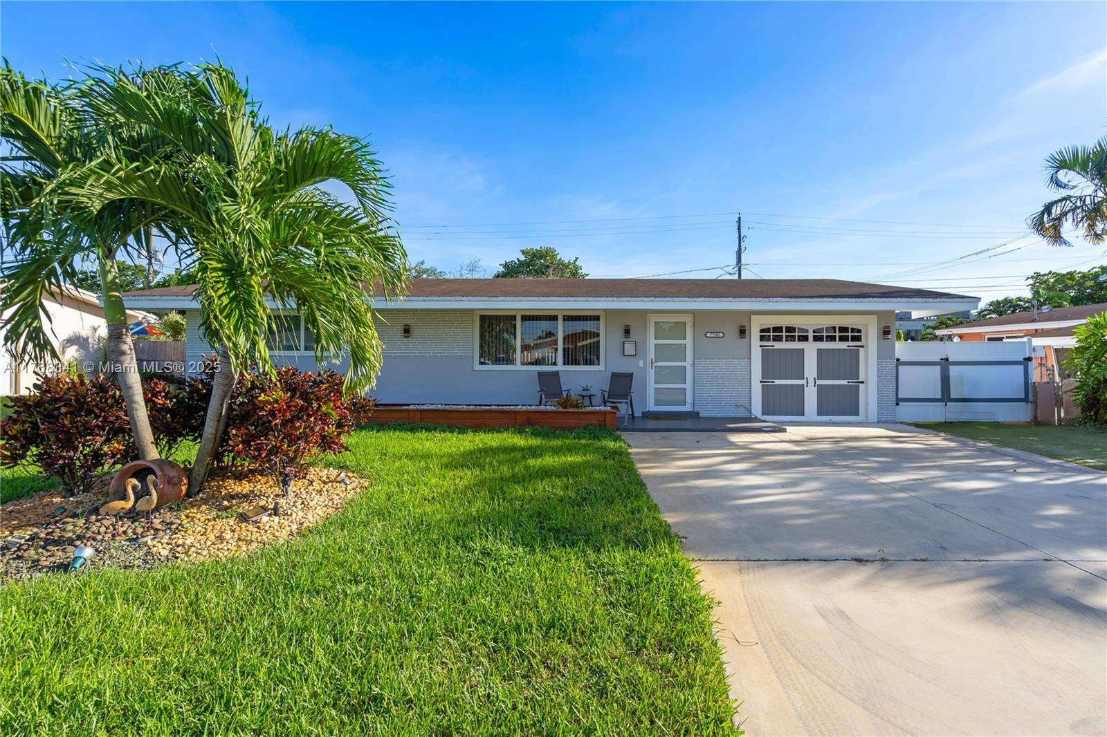 Pembroke Pines, FL 33024,7740 NW 10TH ST