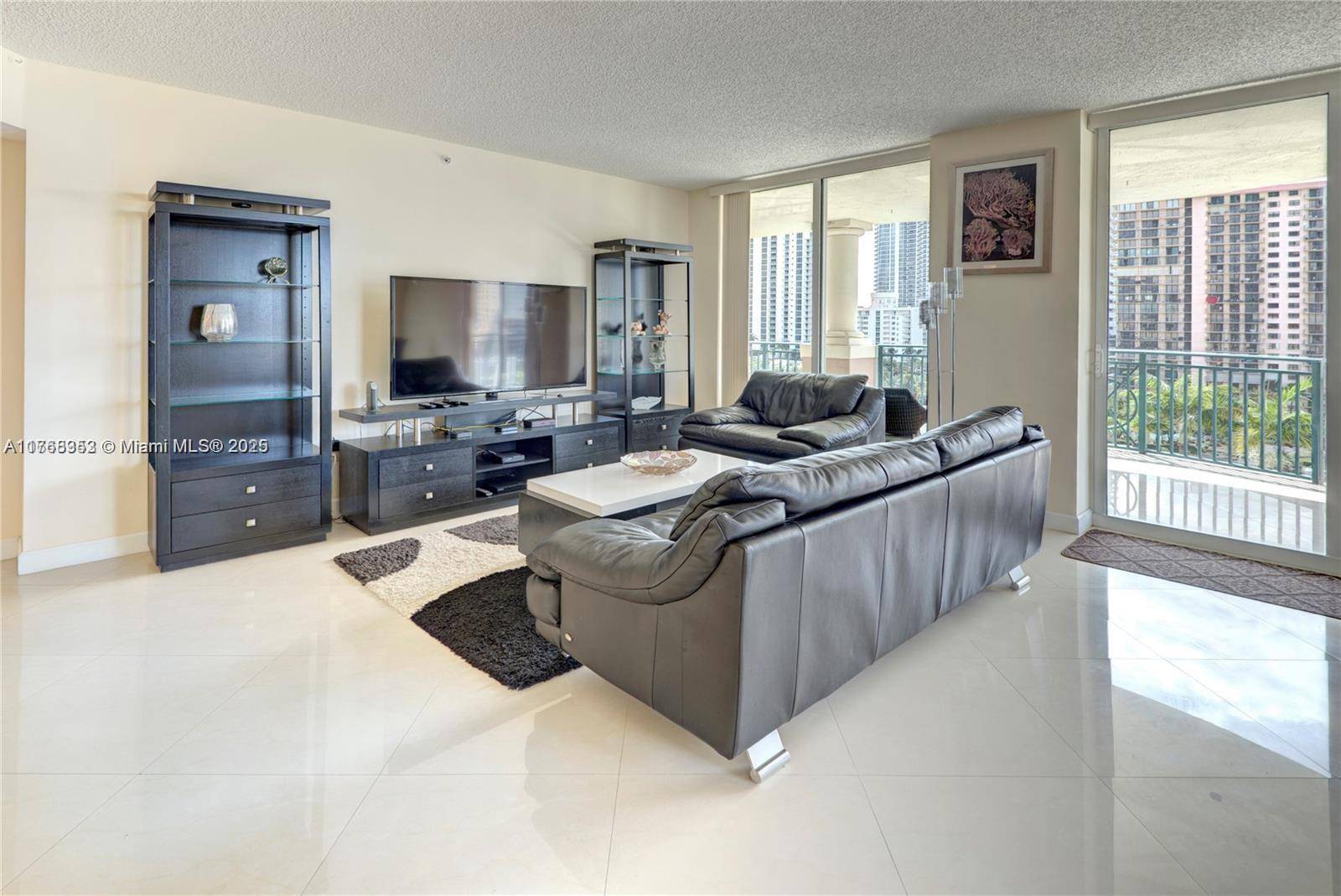 Sunny Isles Beach, FL 33160,17555 Atlantic Blvd #902
