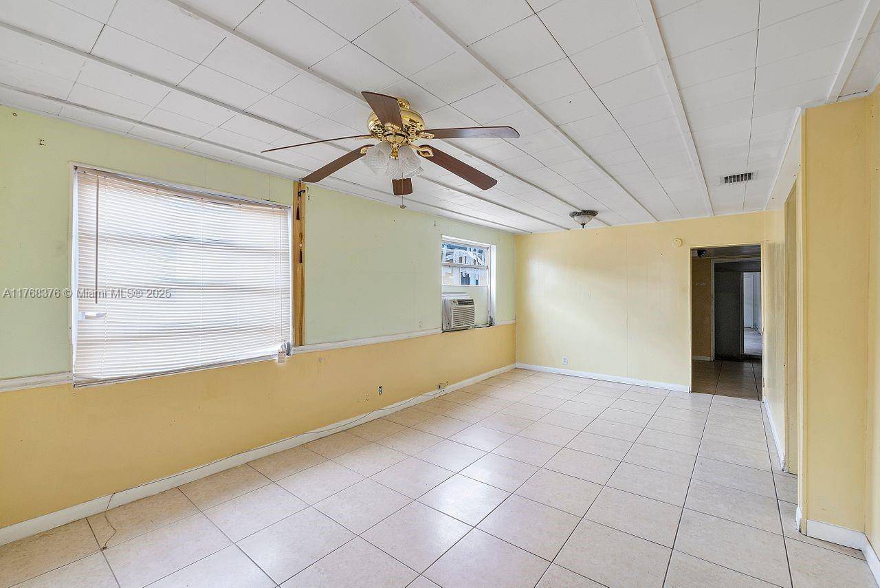 Hialeah, FL 33013,623 E 55th St