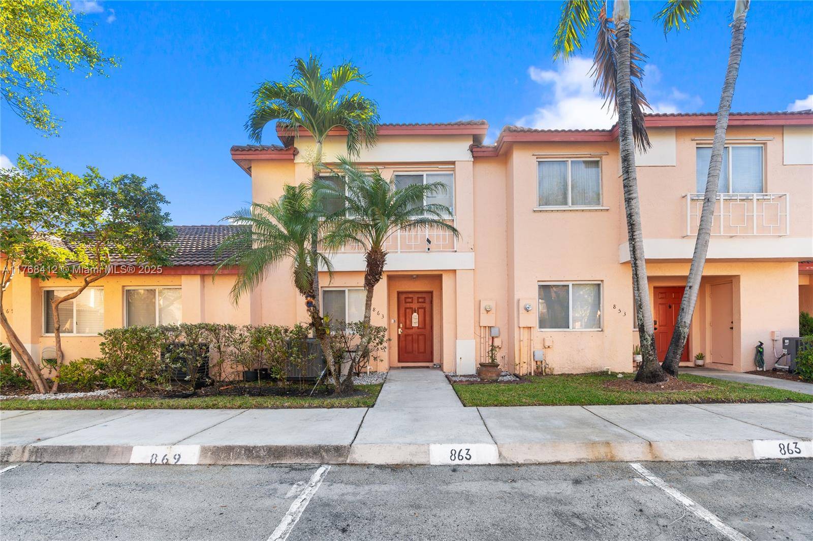 Pembroke Pines, FL 33029,863 NW 208th Ter #863