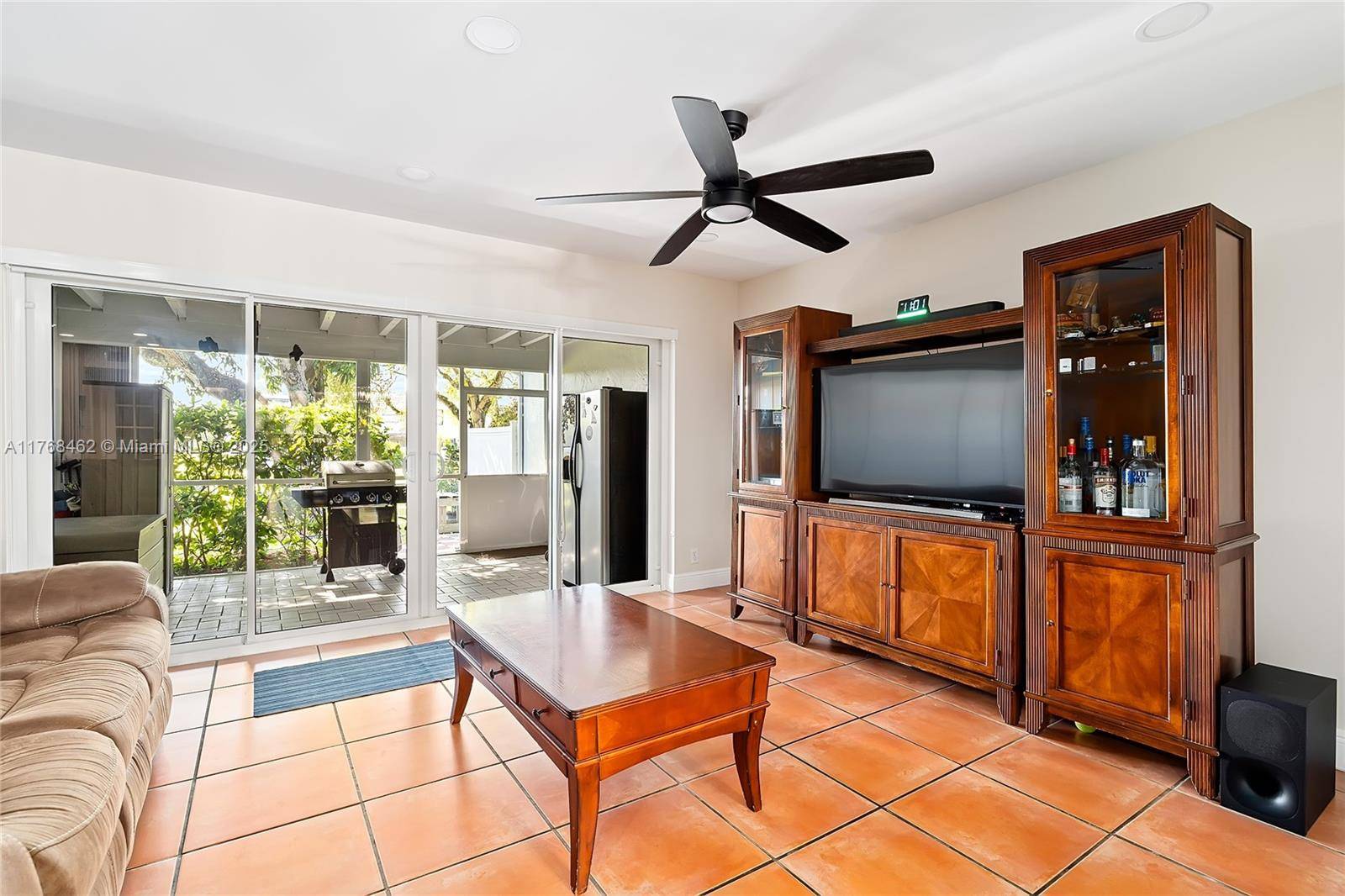 Hollywood, FL 33021,3952 Farragut St #3952