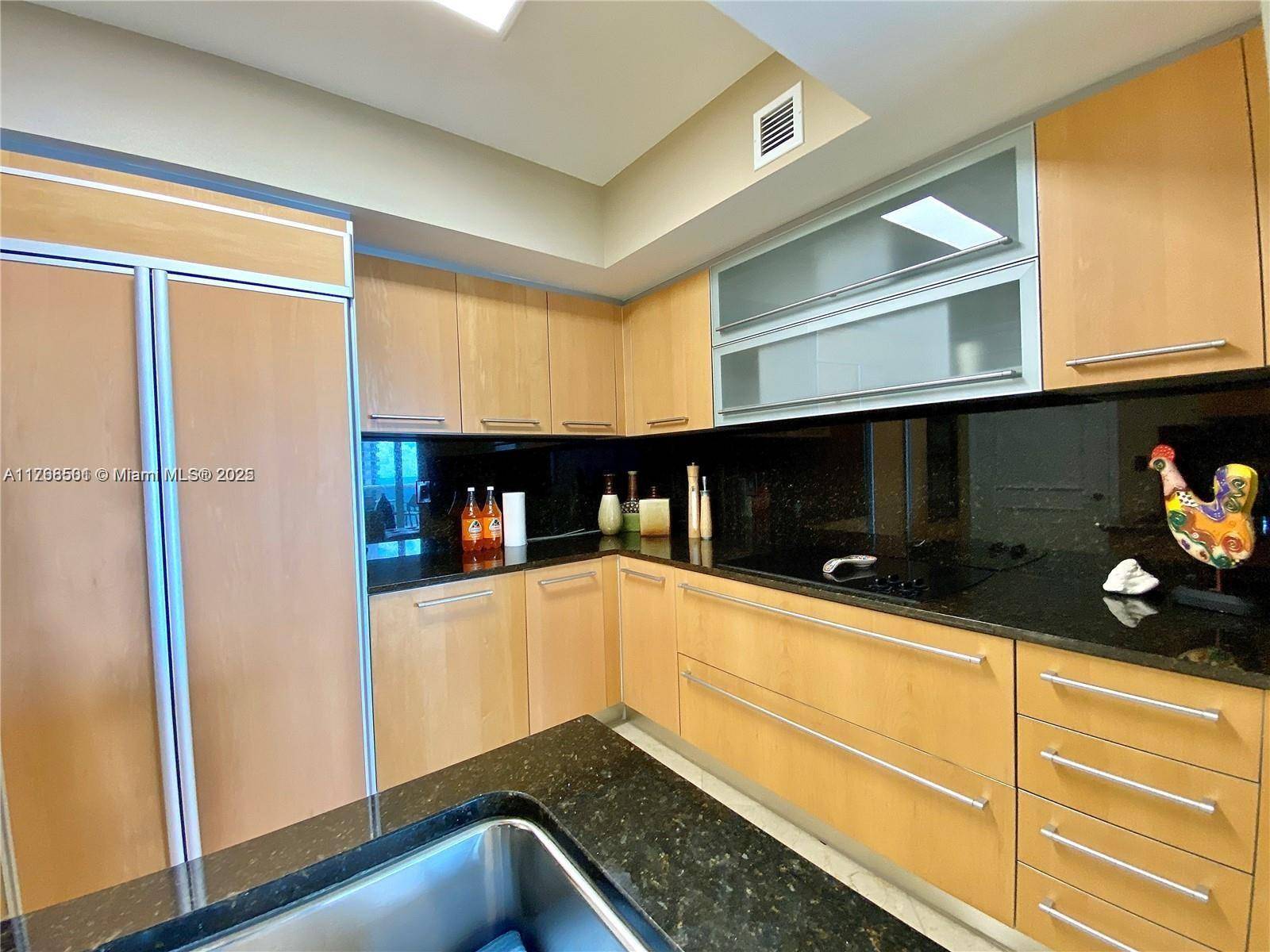 Sunny Isles Beach, FL 33160,18911 Collins Ave #2003