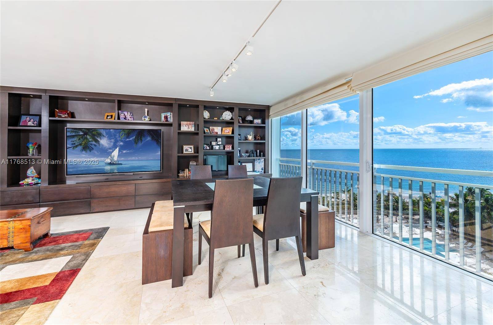 Key Biscayne, FL 33149,611 Ocean Dr #9E