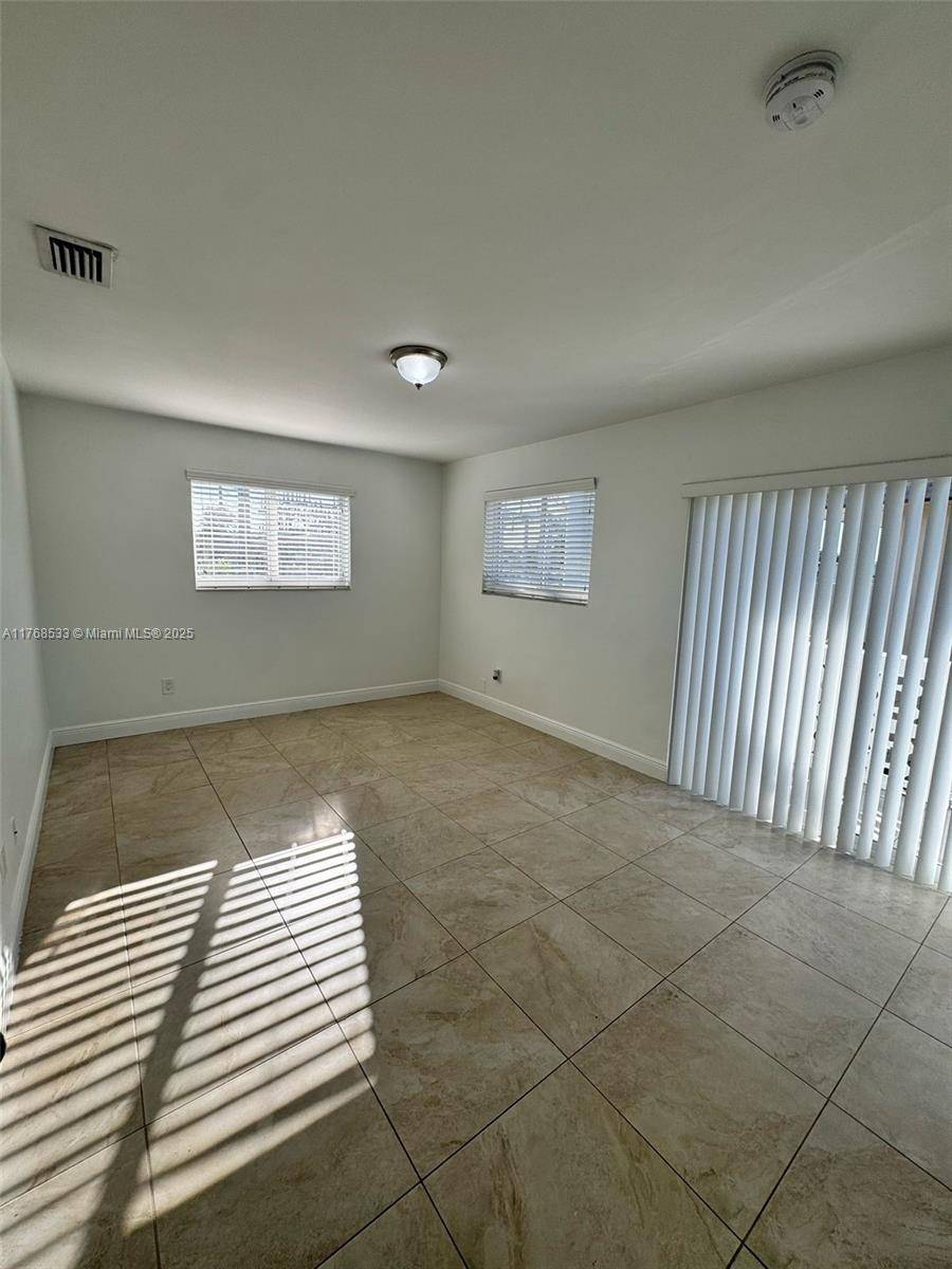 Miami, FL 33126,430 NW 47th Ave #4