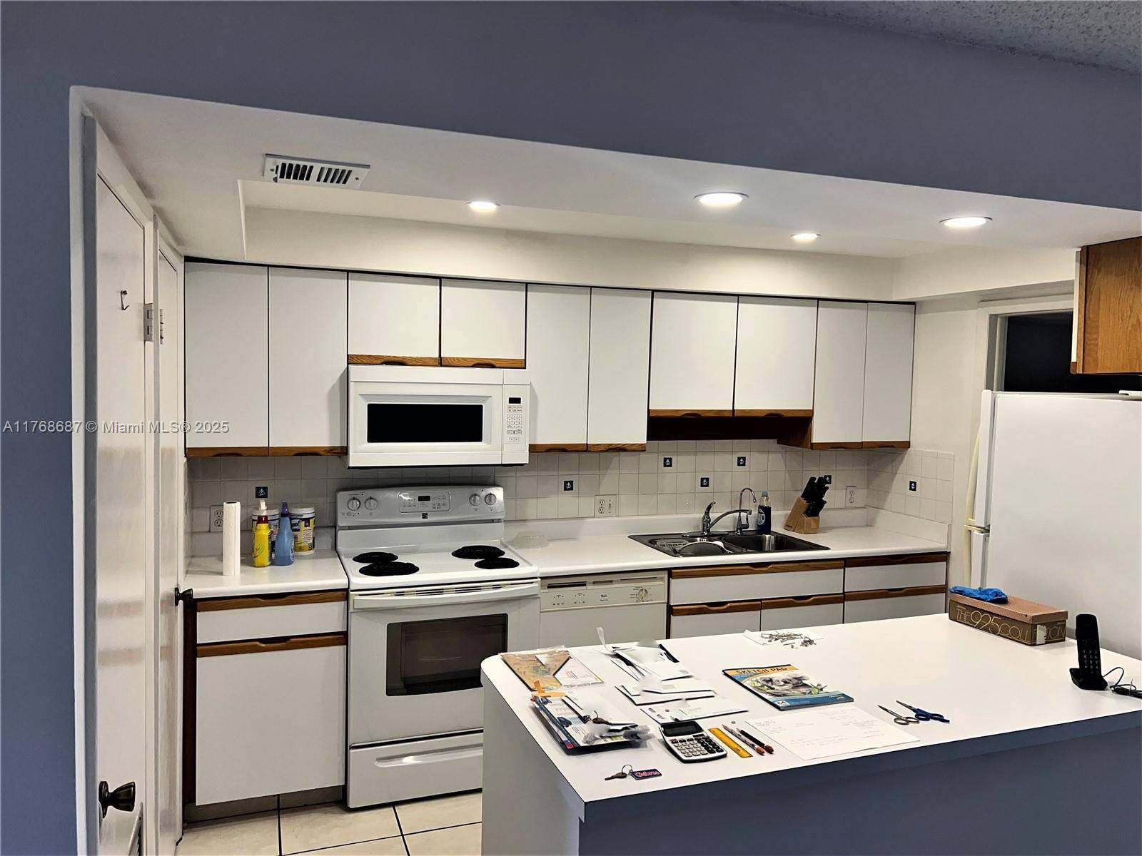 Miami, FL 33173,8401 SW 107th Ave #121E