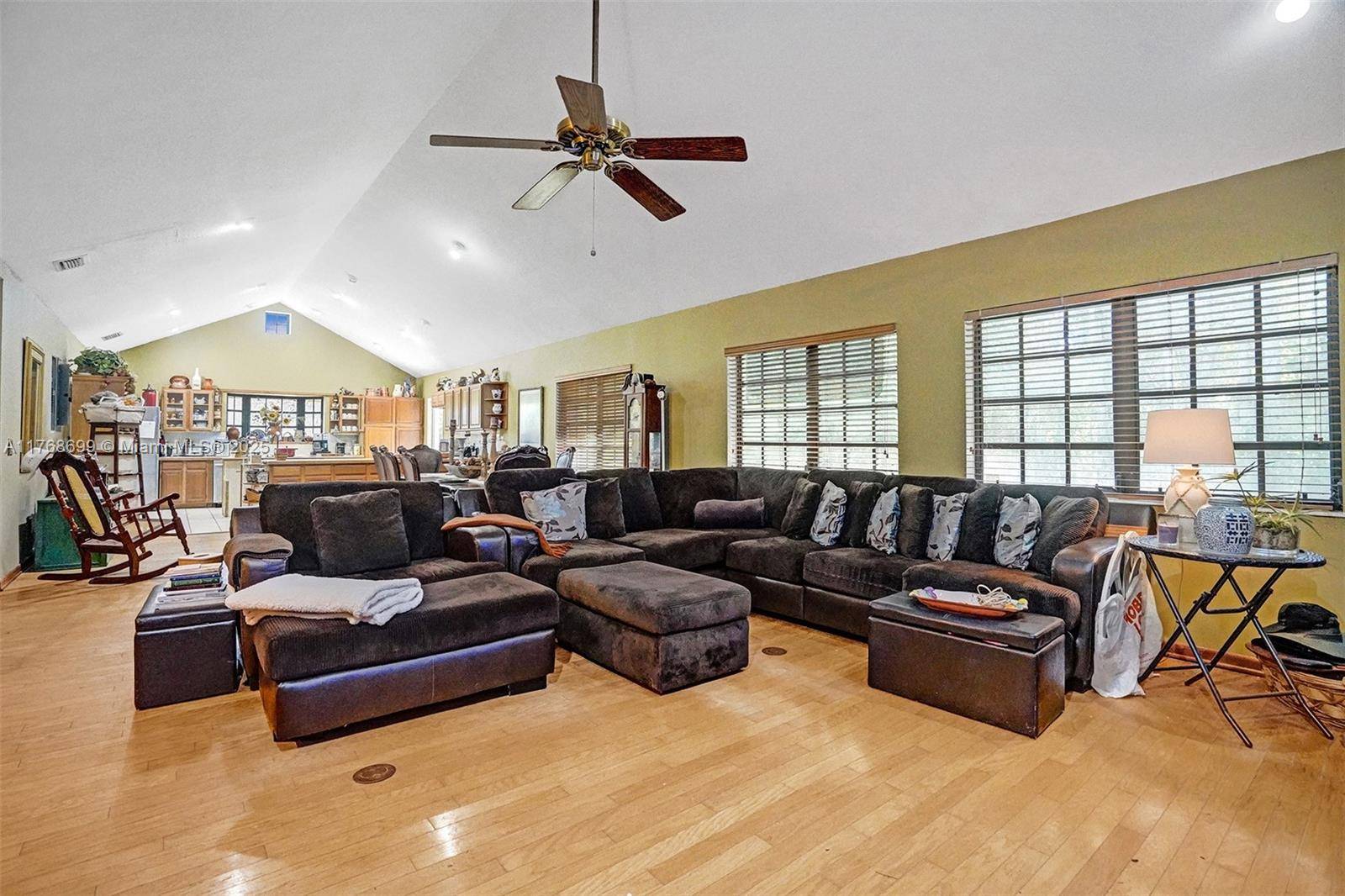 Homestead, FL 33031,20975 SW 264th St