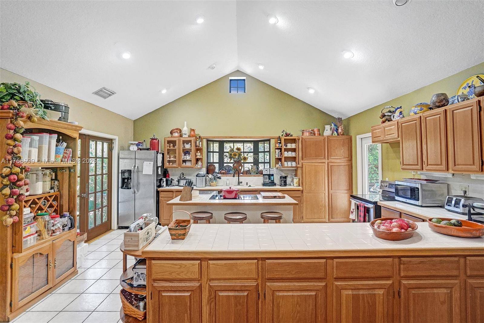Homestead, FL 33031,20975 SW 264th St