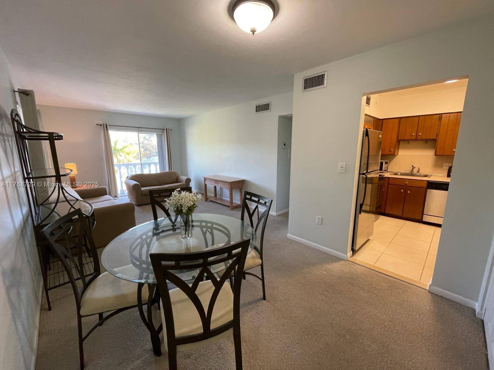 Coral Gables, FL 33146,1150 Madruga Ave #C304