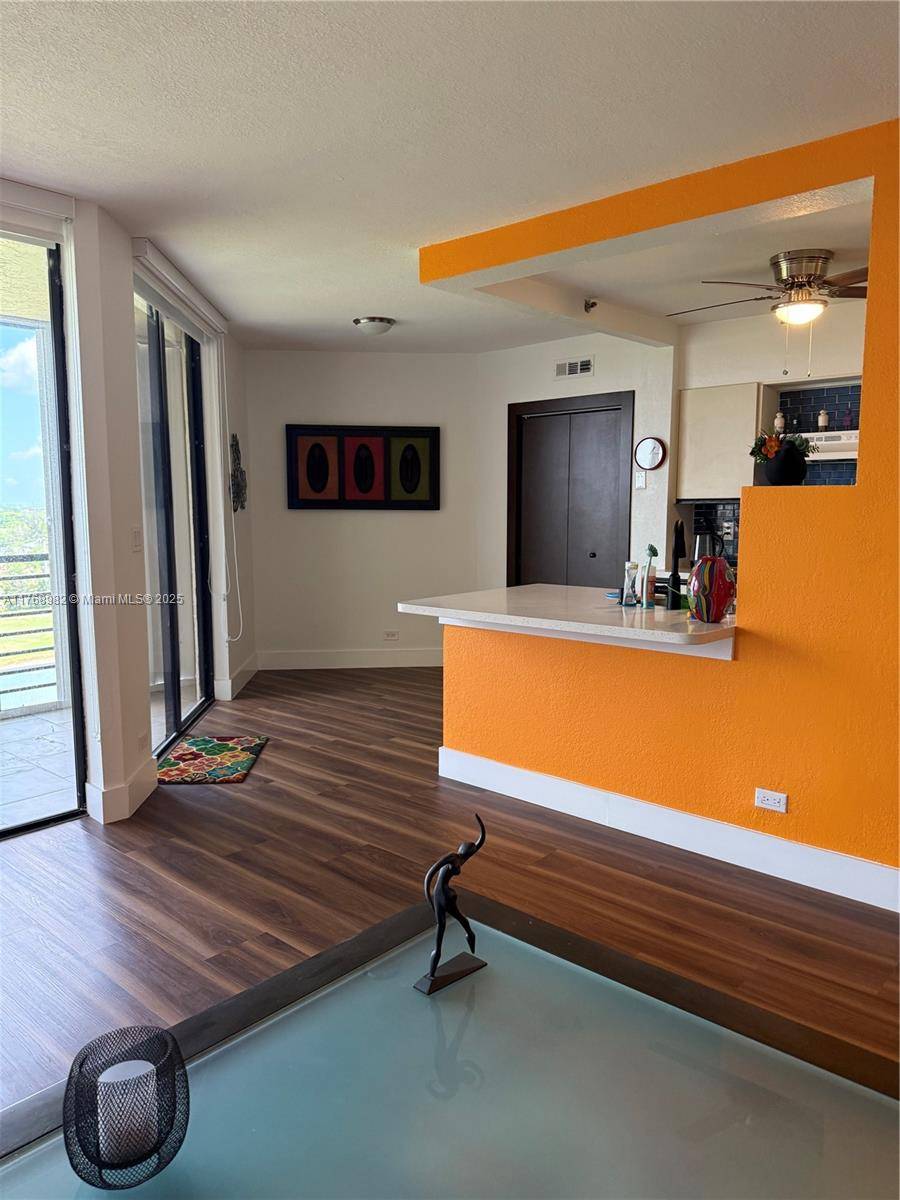 Lauderhill, FL 33319,7300 Radice Ct #805