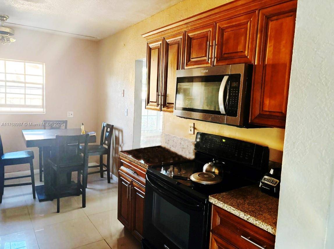 Miami Gardens, FL 33169,18001 NW 14th Ct