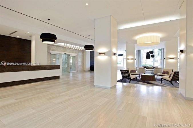Sunny Isles Beach, FL 33160,100 Bayview Dr #726