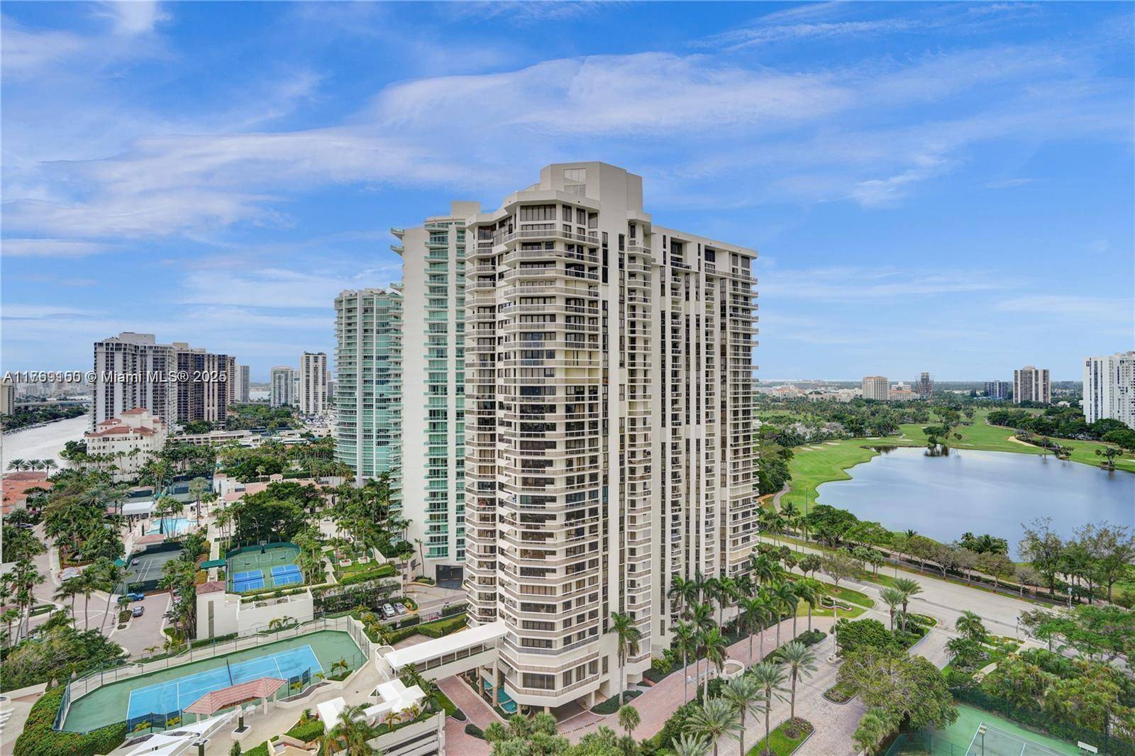 Aventura, FL 33180,20191 E Country Club Dr #2603