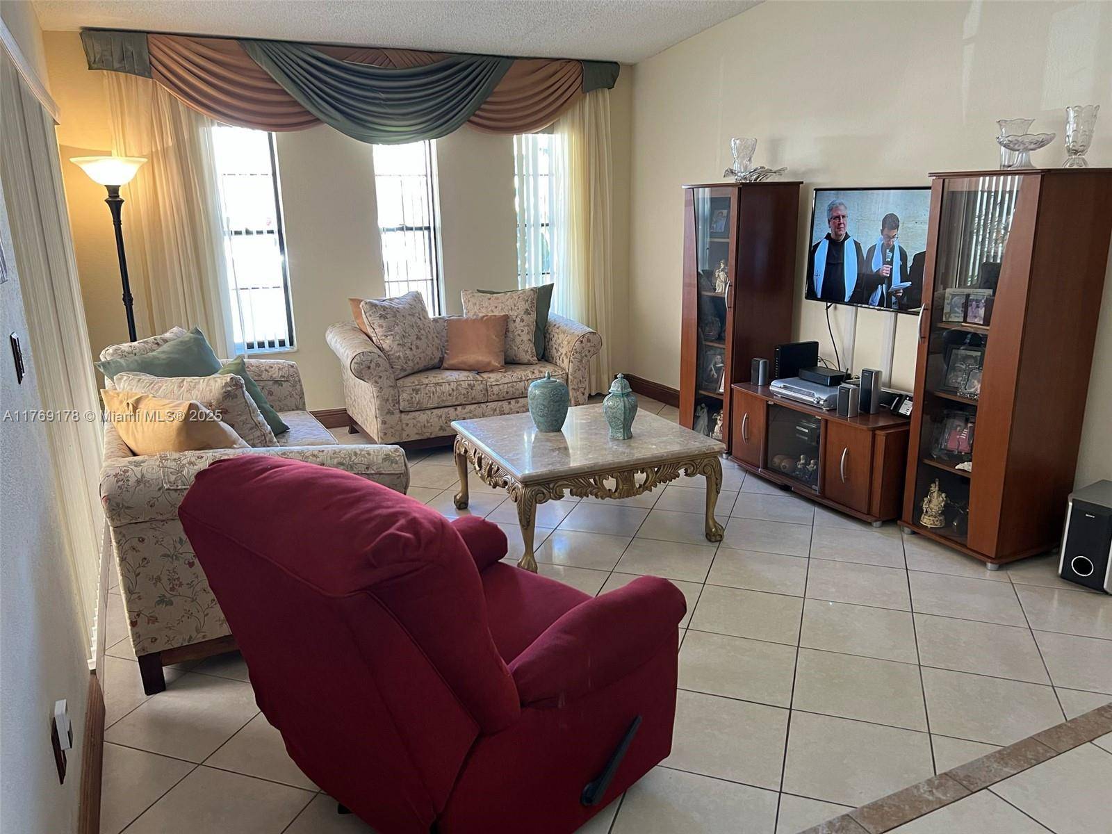 Hialeah, FL 33015,18839 NW 64th Ct #18839