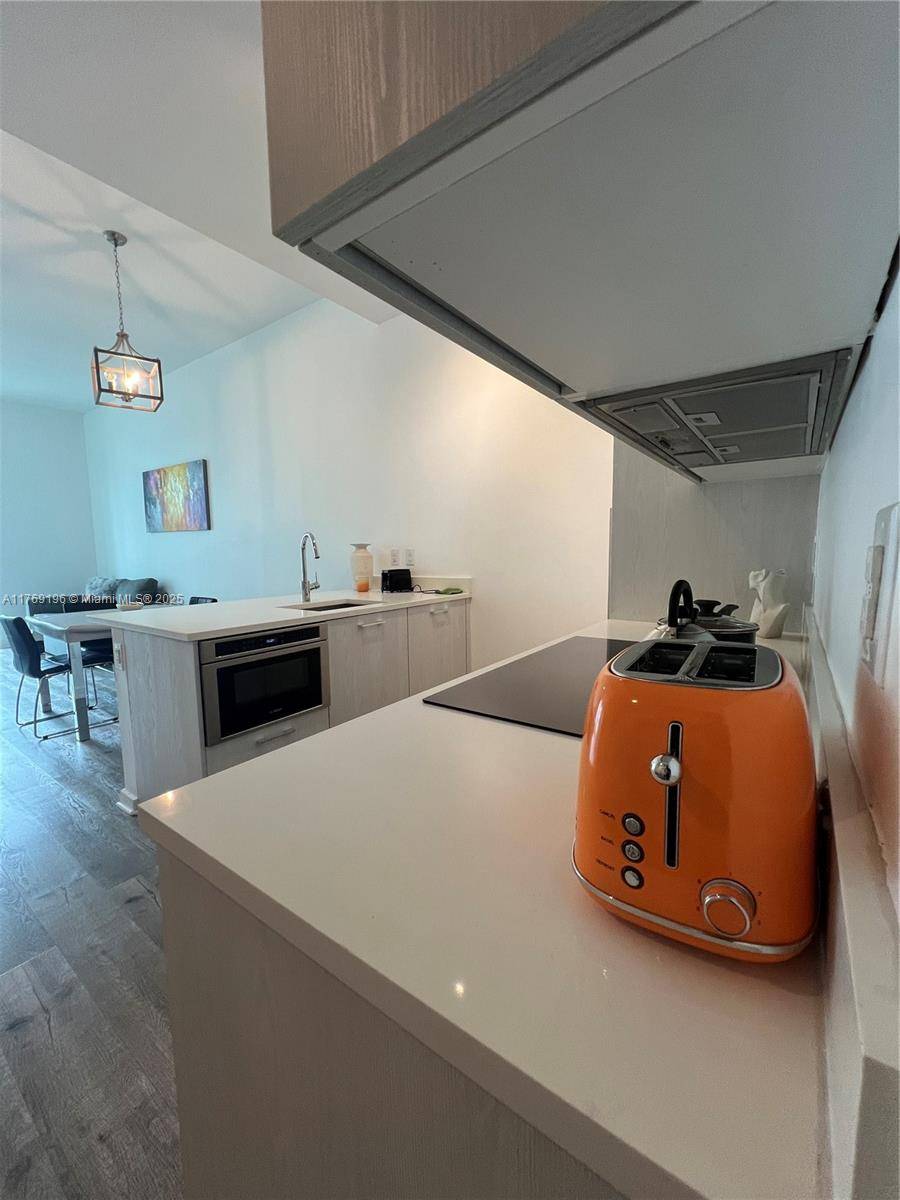 Miami, FL 33137,501 NE 31st St #202
