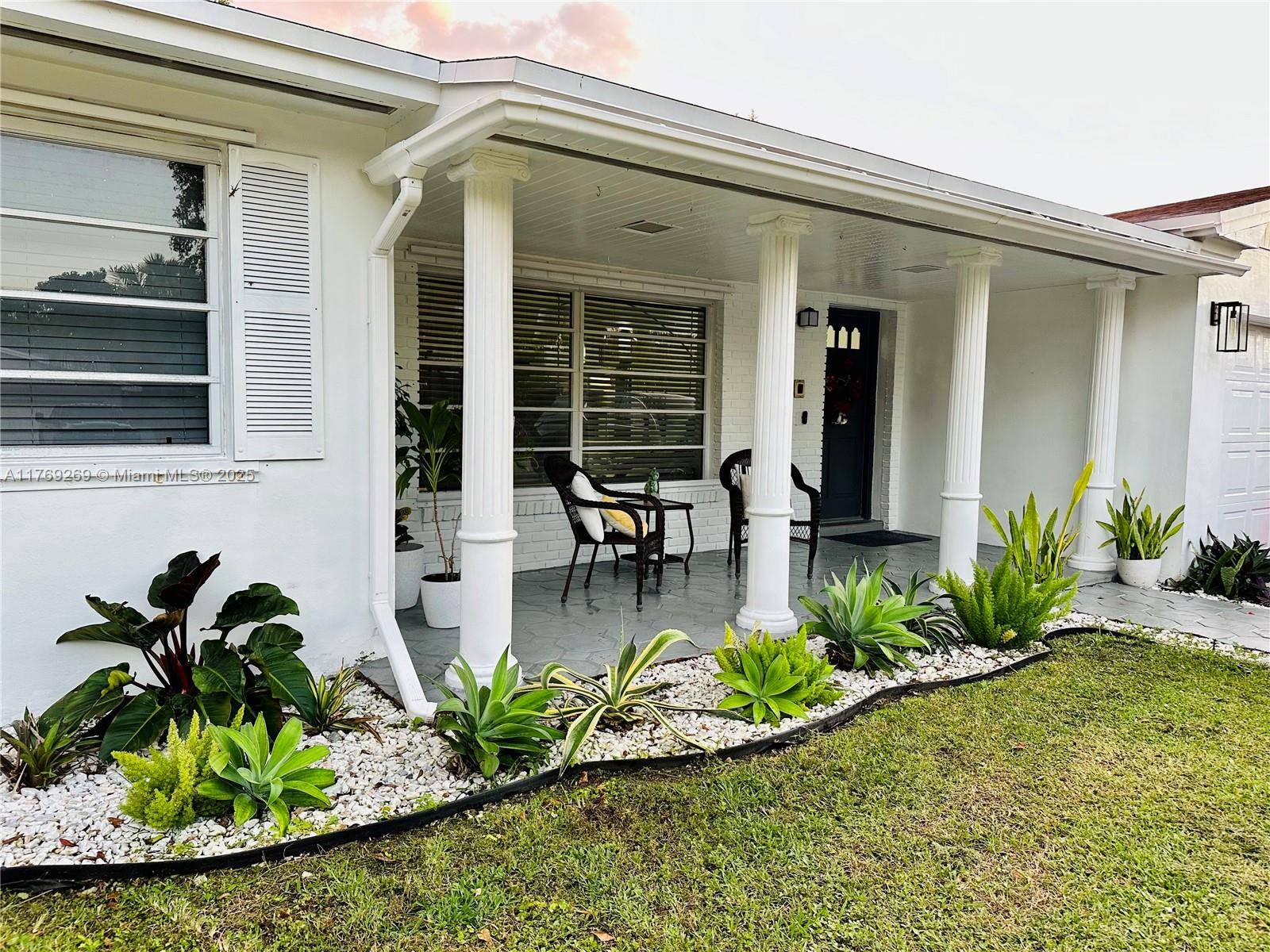 Cutler Bay, FL 33189,8410 SW 201st St