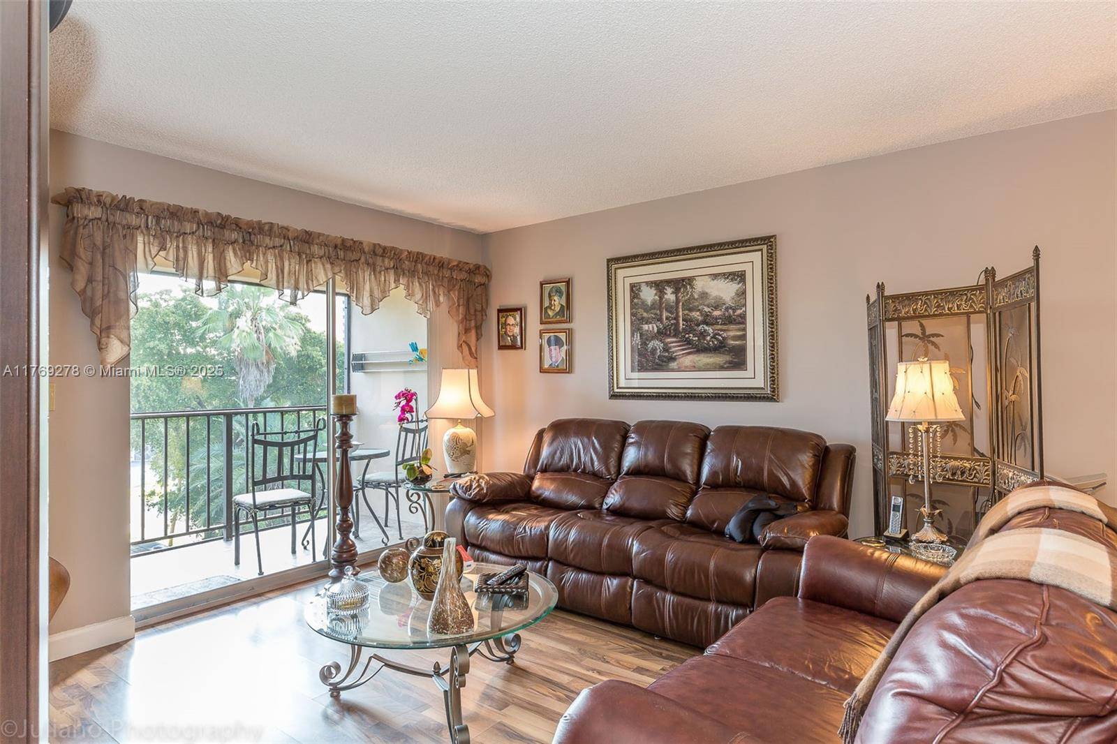 Sunny Isles Beach, FL 33160,201 178th Dr #438