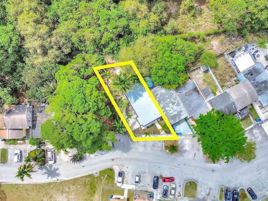 Miami Gardens, FL 33055,20908 NW 39th Ave