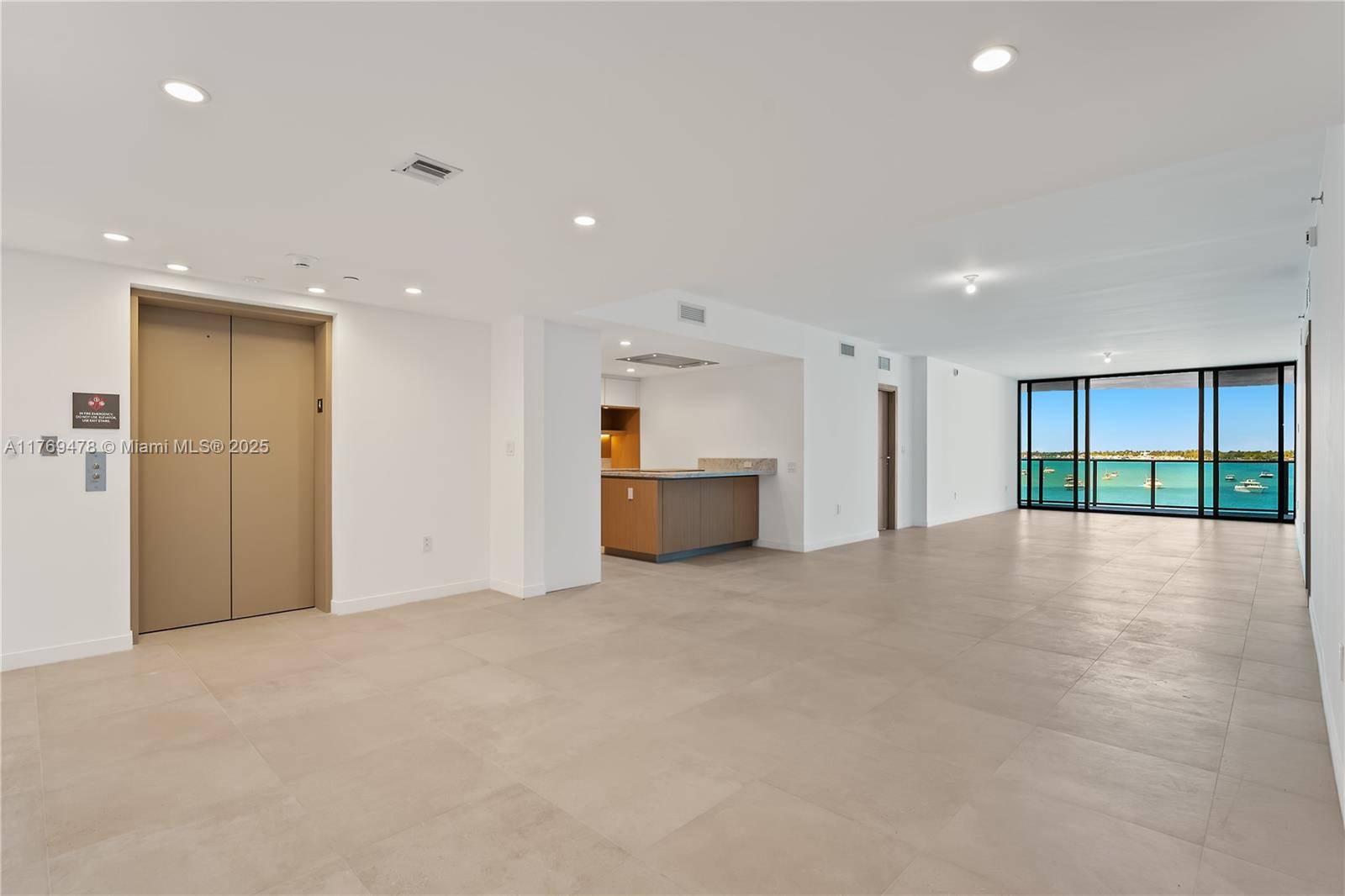 Bay Harbor Islands, FL 33154,1135 103rd ST #402