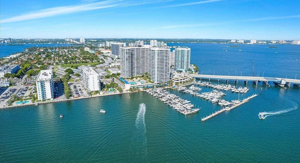 North Bay Village, FL 33141,7601 E Treasure Dr #1523