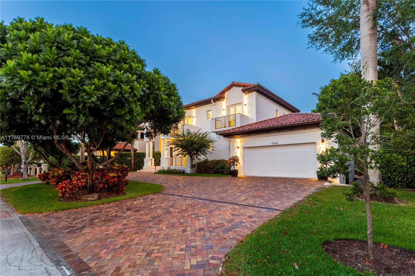 Coral Gables, FL 33156,13061 Deva St