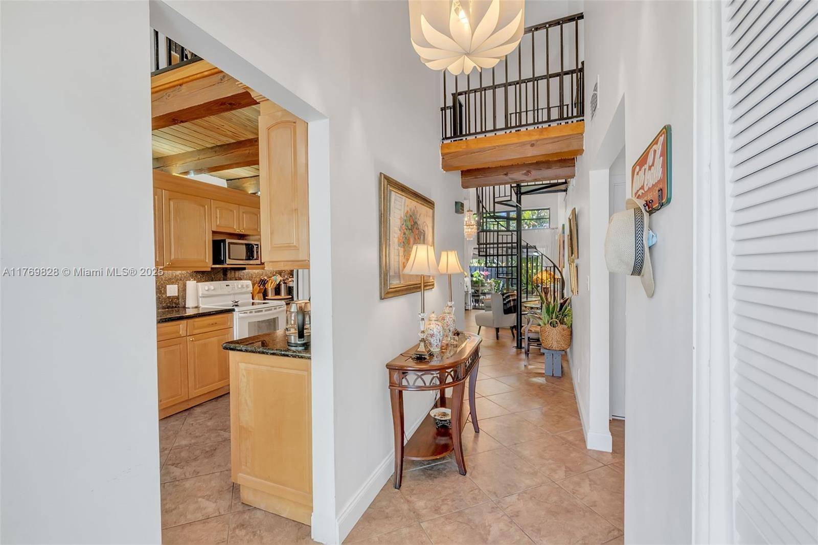 Oakland Park, FL 33309,2840 S Oakland Forest Dr #2501