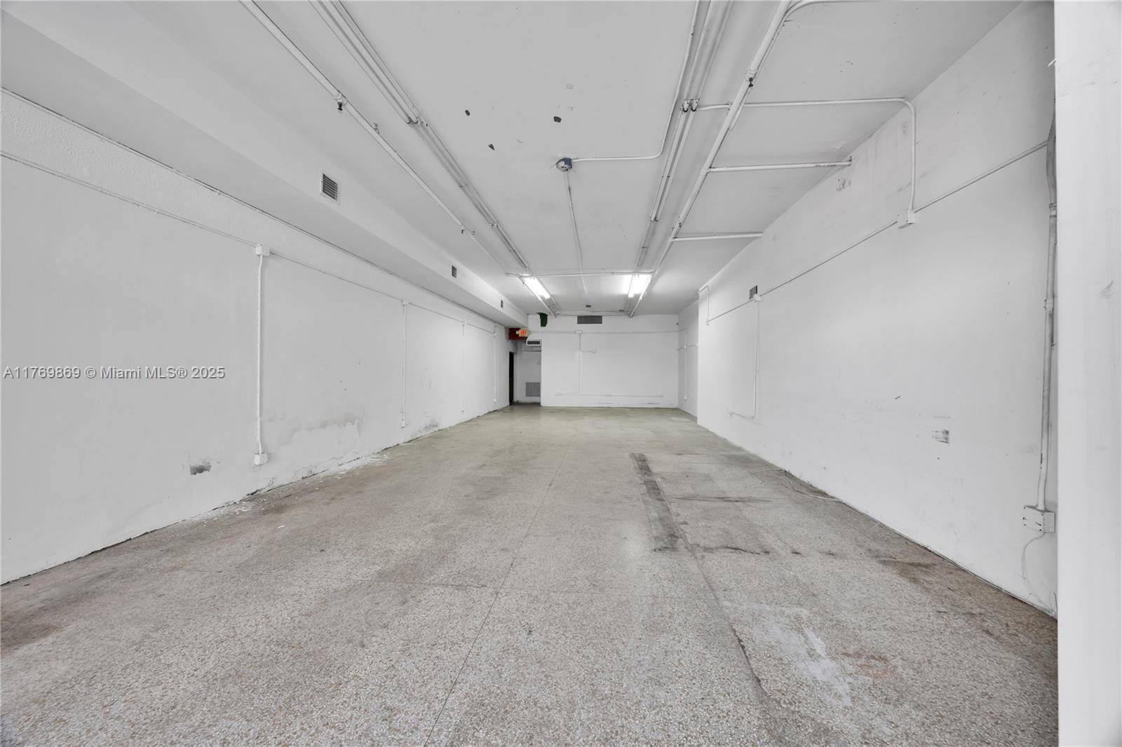 Miami Beach, FL 33139,1435 Collins Ave