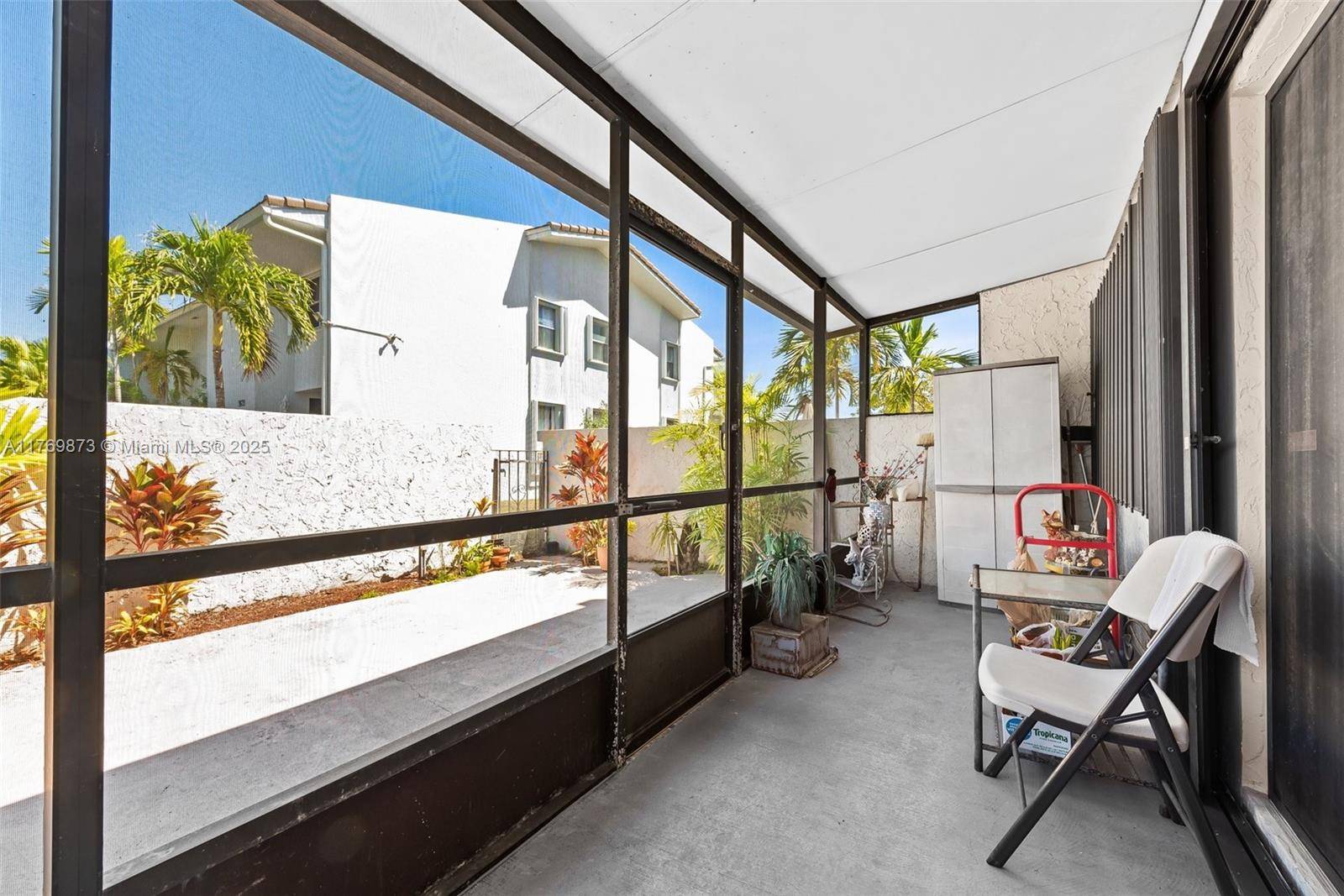 Hollywood, FL 33021,2601 N 40th Ave #A-9