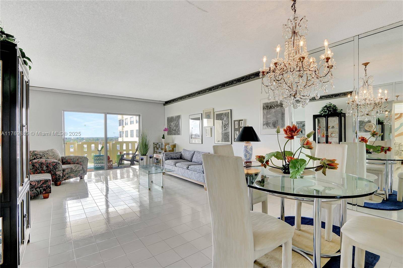 Hollywood, FL 33021,4330 Hillcrest Dr #807