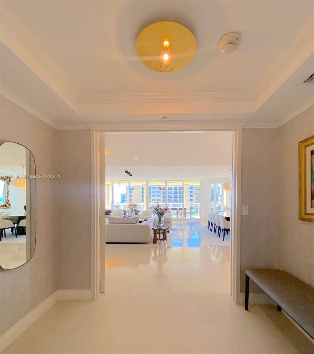 Key Biscayne, FL 33149,430 Grand Bay Dr #603
