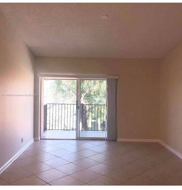 Plantation, FL 33324,10757 Cleary Blvd #304