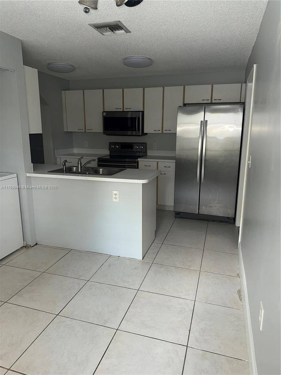 Wellington, FL 33414,690 Via Toscana