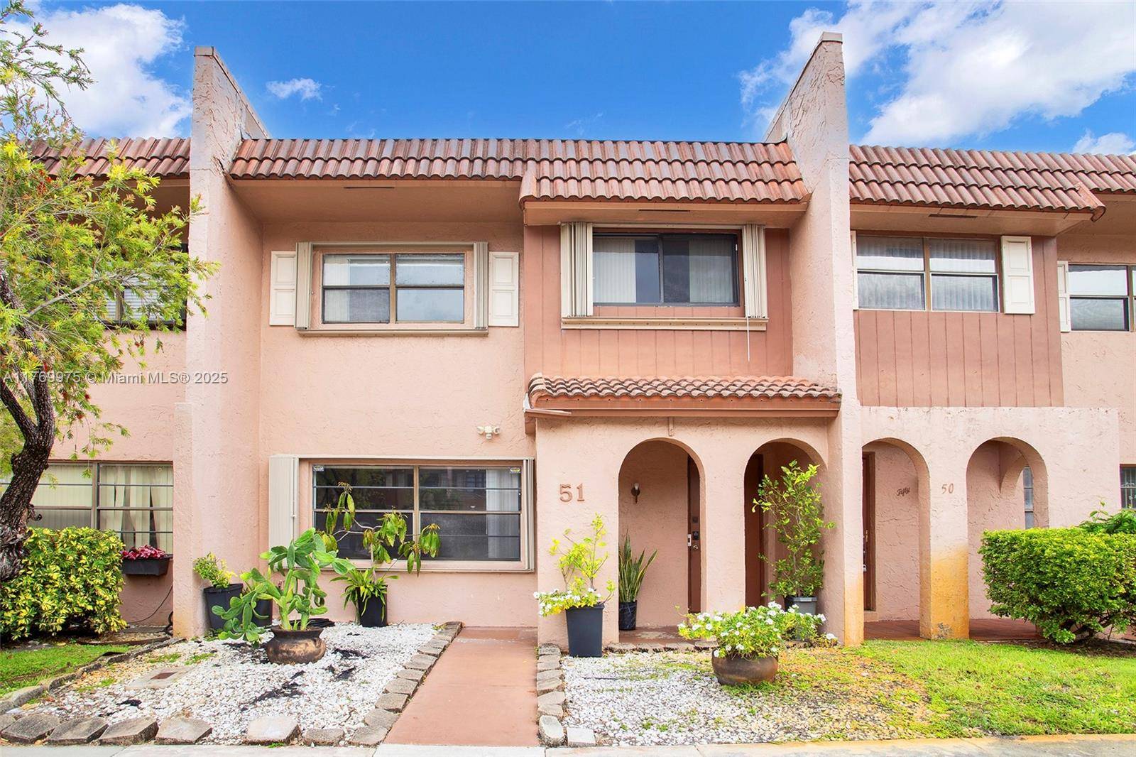 Davie, FL 33324,51 Matador Ln #2-23