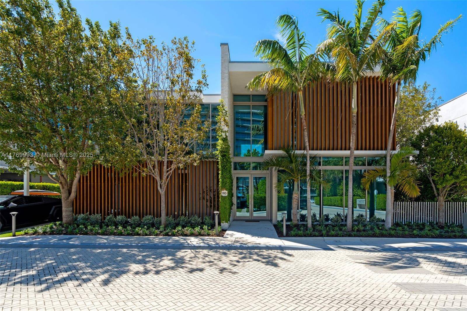 Key Biscayne, FL 33149,110 Reef Ln #10