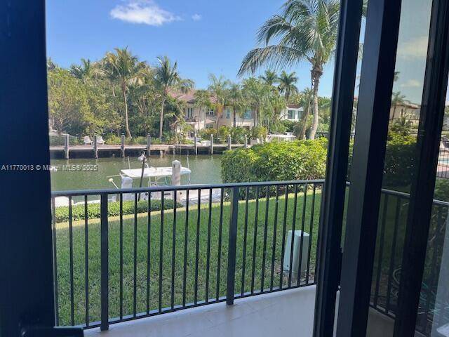 Coral Gables, FL 33133,6855 Edgewater Dr #1CN