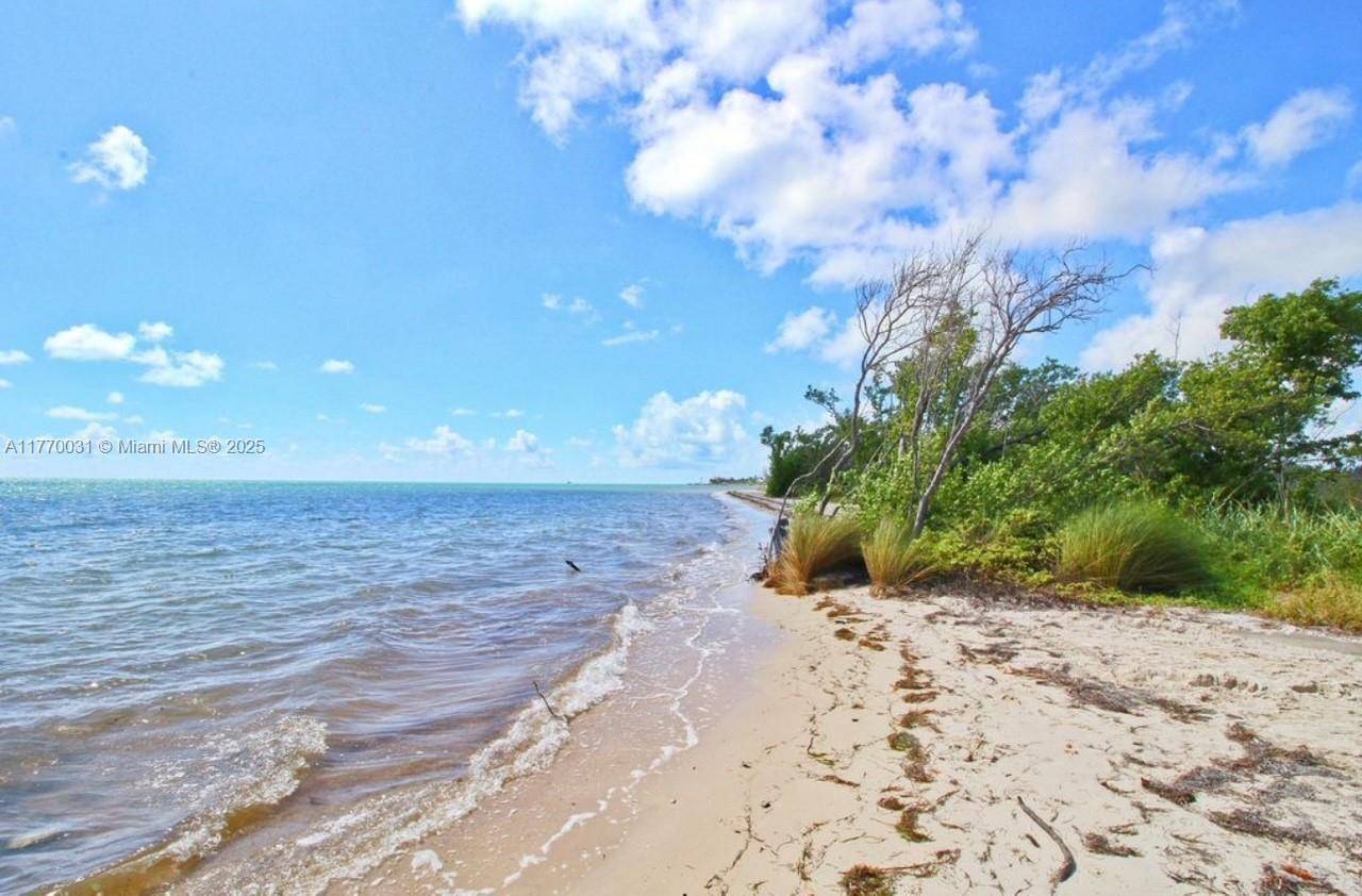 Marathon, FL 33050,1700 Coco Plum Dr