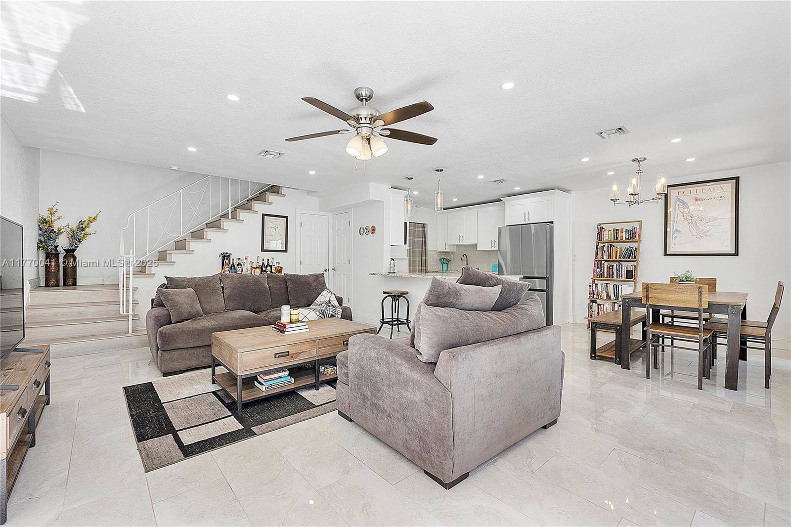 Wilton Manors, FL 33305,8 Hathaway Ln