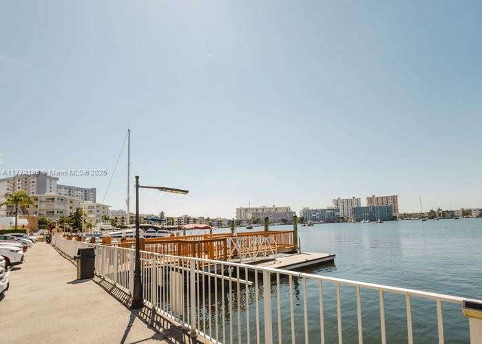 Hallandale Beach, FL 33009,100 Golden Isles Dr #PH 9