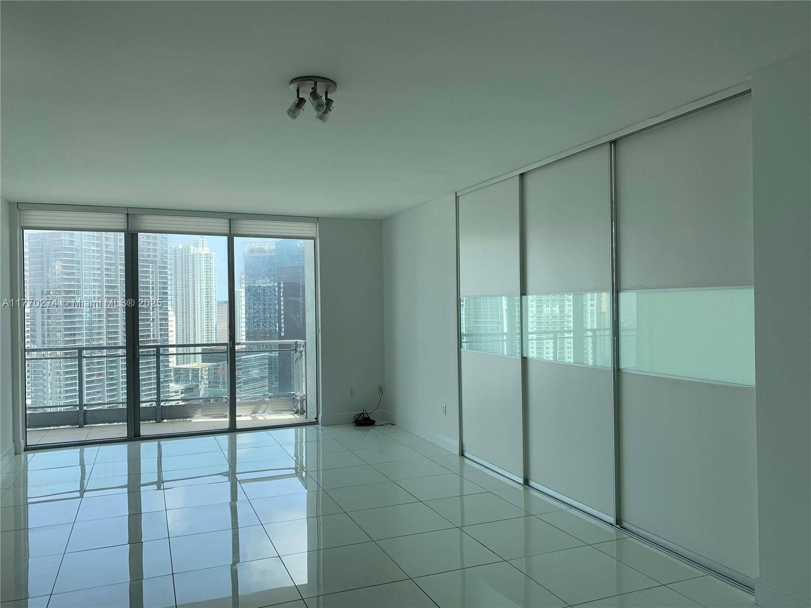 Miami, FL 33130,90 SW 3rd St #3610