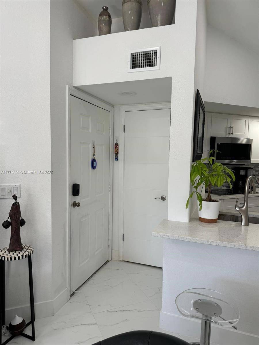 Sunrise, FL 33325,12650 Vista Isles Dr #923