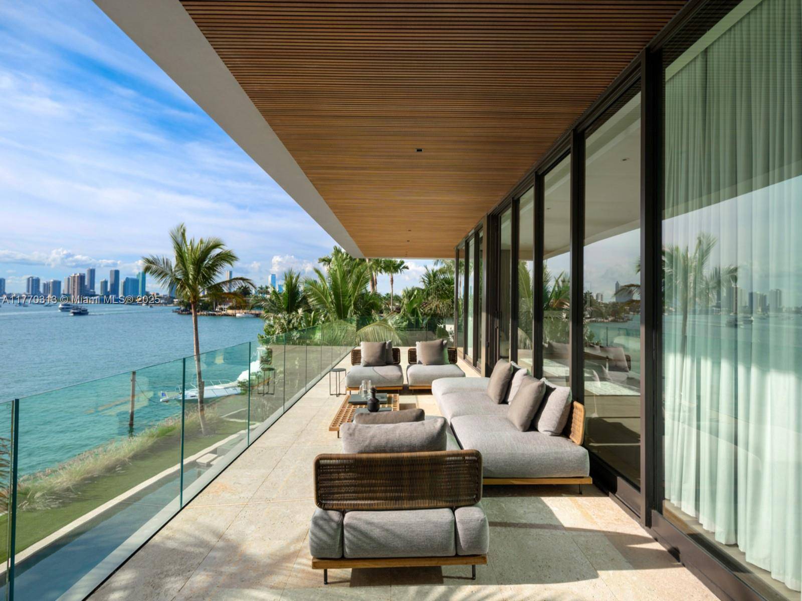Miami Beach, FL 33139,28 W Dilido Dr