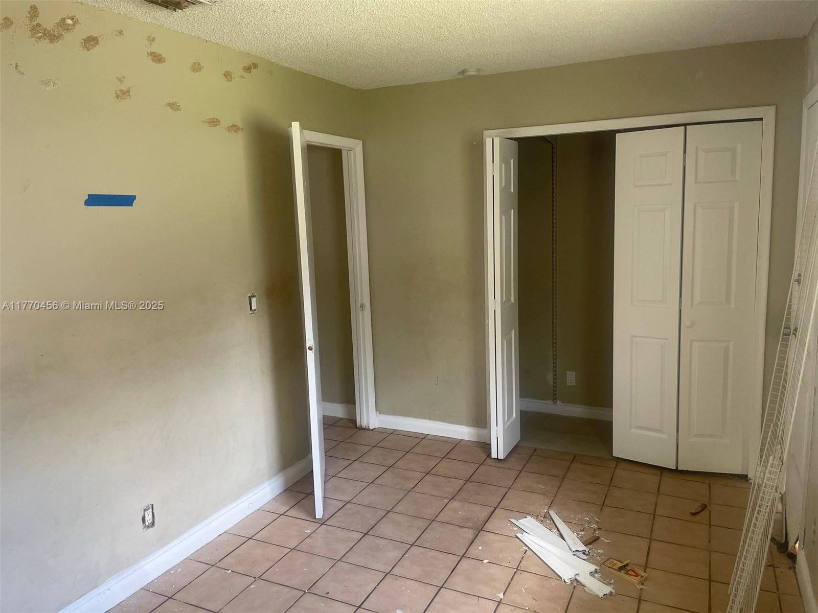 North Lauderdale, FL 33068,8220 SW 6th St