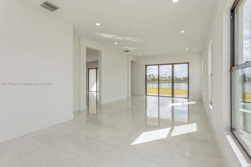 Palm Beach Gardens, FL 33412,12864 Wingspan Ct