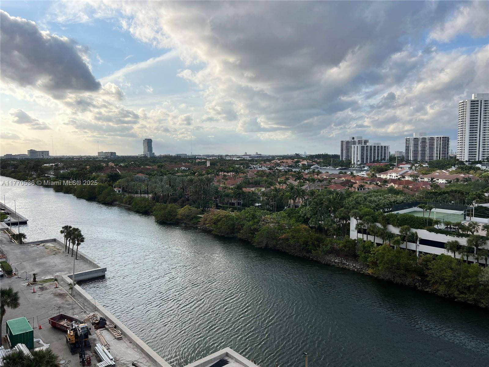 Aventura, FL 33180,20515 E Country Club Dr #1041
