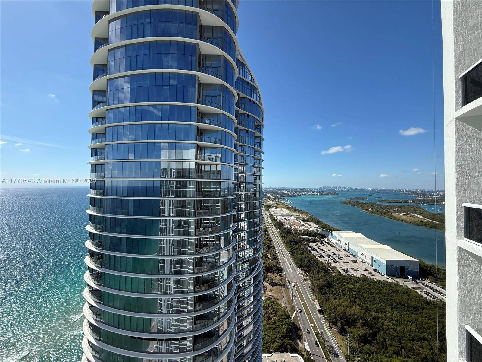 Sunny Isles Beach, FL 33160,15811 Collins Ave #4207